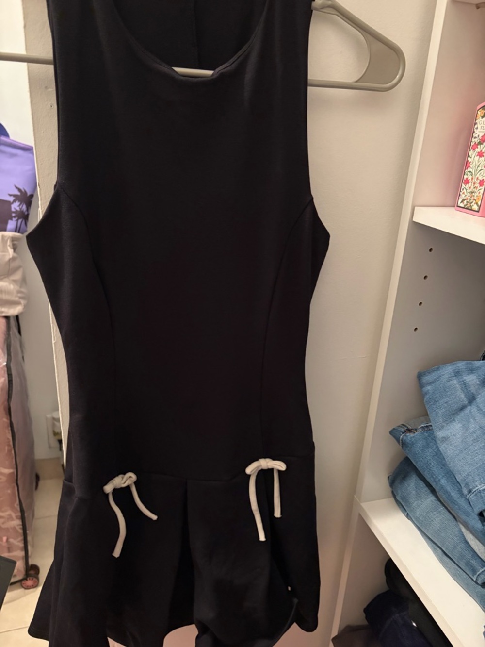 Black Sleeveless Drawstring Dress